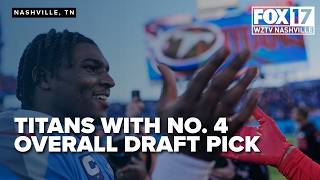 Tennessee Titans with number 4