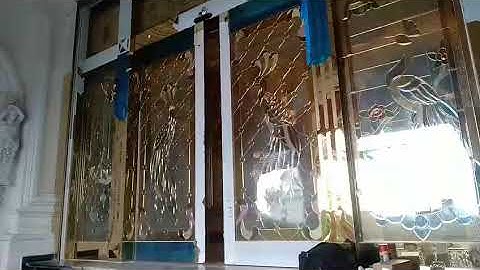 Kho Tư liệu Xây dựng - Cửa tự động inox vàng gương 304, Kính hoa đồng họa tiết cổ điển, Mô tơ Ditec