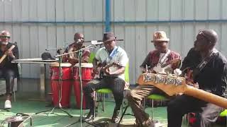 Gaby Moy- mona kujimbé