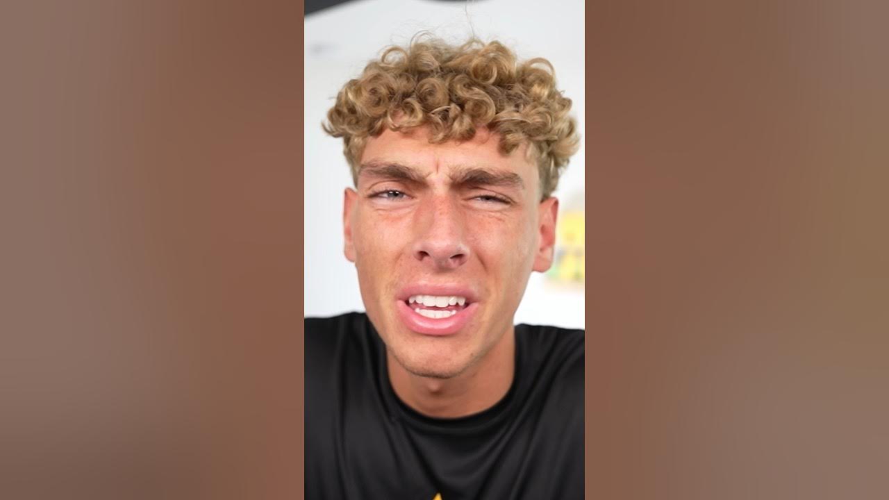 This kid loves WEE WEES? - YouTube