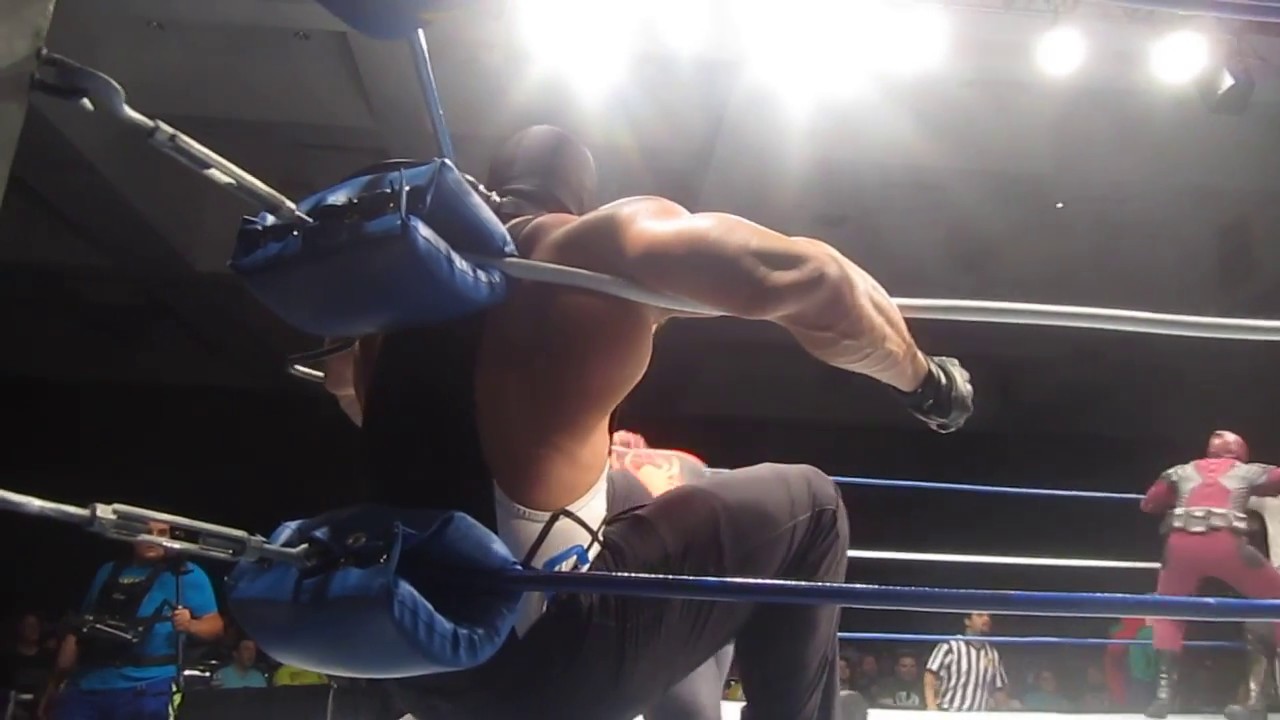 Bane (Brian Cage), El Chapulin Colorado, Deadpool in JJ Rumble of FSCW at Florida Supercon 2018