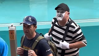 Tom The Famous Seaworld Mime