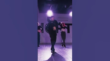 Thumbnail of "Cuff It (Wetter Remix)" - Beyoncé | Mickeey Nguyen Choreography