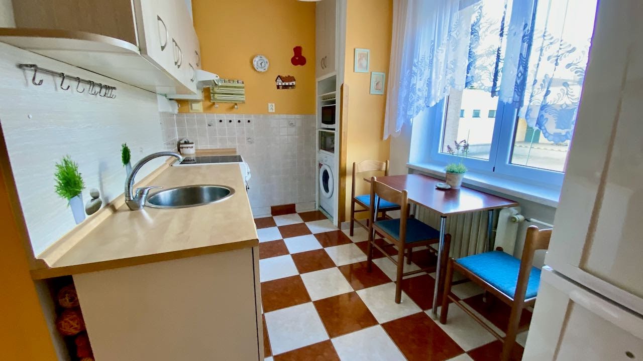 Prodej příjemného bytu DB 2+1 s s lodžií ve Zbýšově u Brna