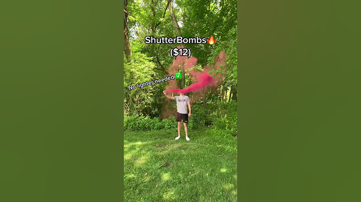 What's The Best Gender Reveal Smoke Bomb? We Compare the top two in the market