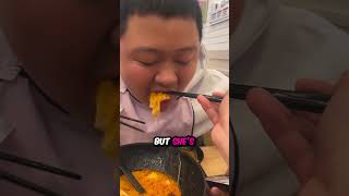 This Girl Trapped Her Friend In A Restaurant Sxl