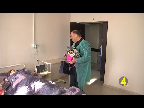 გოჩა ლორიამ შობას დაბადებული პირველი ახალშობილი მოინახულა 07- 01- 2020