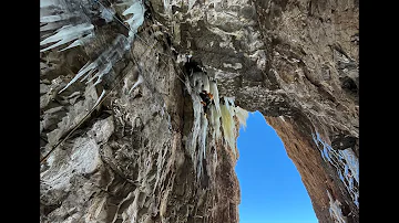 Deep Throat - Glenwood Canyon - Wild Ice / Mixed Climb