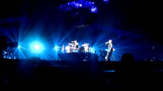 Muse - Roulette Video &amp; New Born part.1 (Saitama Super Arena, Japan 12th January 2013)