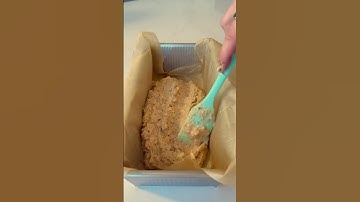 These chocolate raspberry oatmeal bars are so GOOD 🕺🏼 #shorts