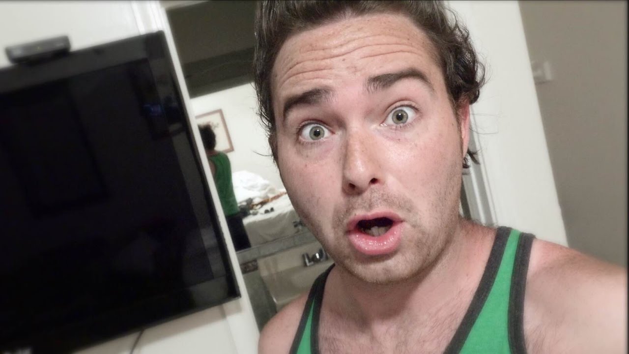 CRAZY BOYFRIEND RAGES OVER LIFE! - YouTube