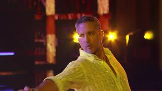 Mauricio Umansky’s Latin Night Salsa – Dancing with the Stars