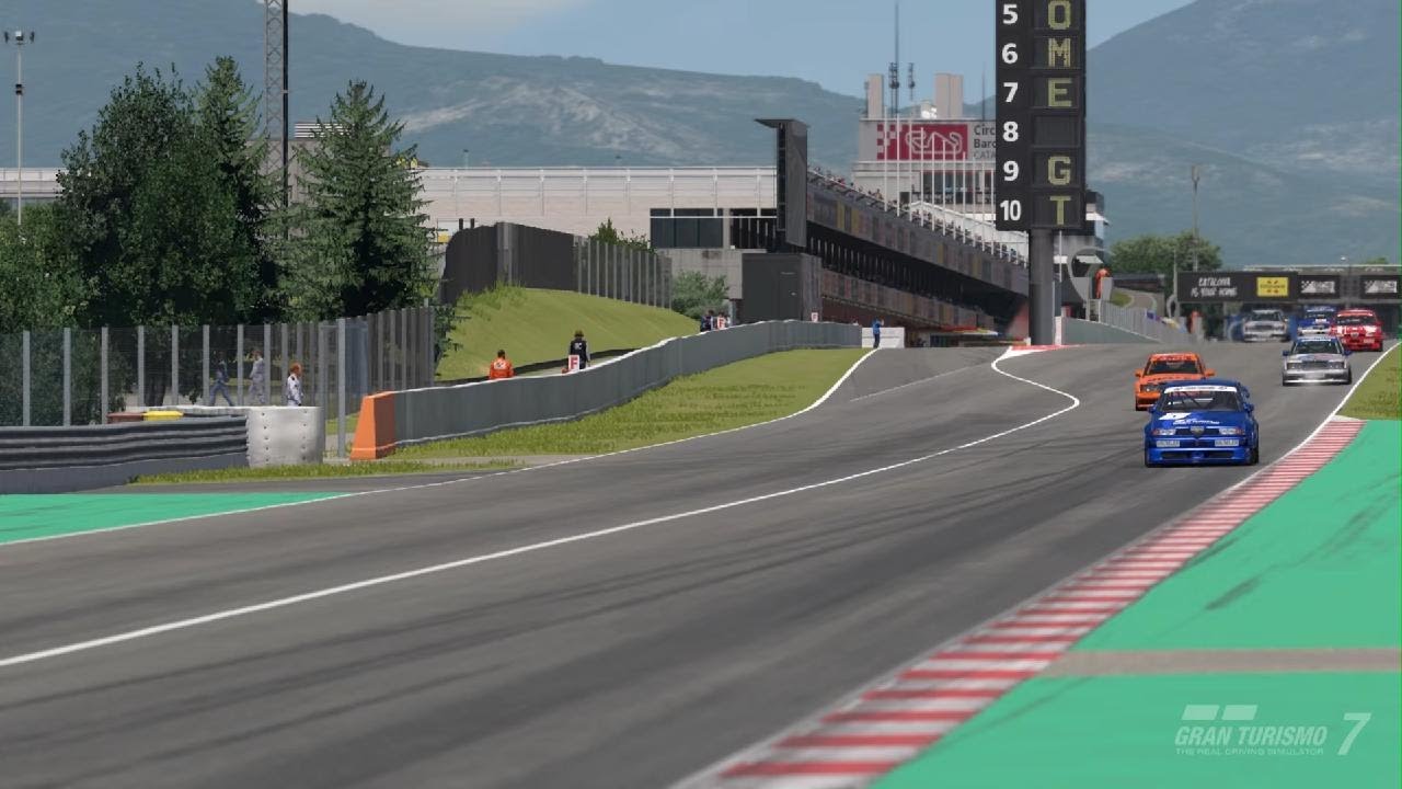 Gran Turismo 7_ PowerPack - European Classics - Catalonia - Mercedes Orange