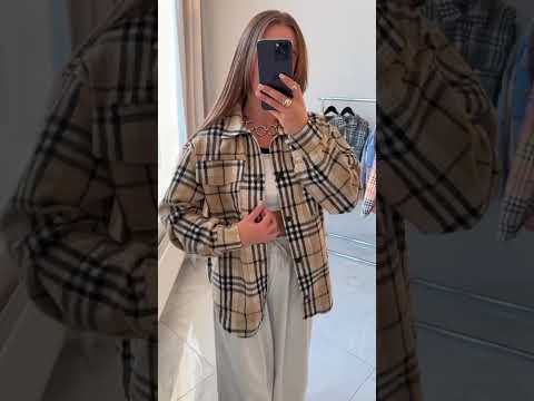Стильная женская рубашка в клетку  из кашемира оверсайз (Размер S (42-44) M(46-48) L (50-52)), Бежевая, видео 2