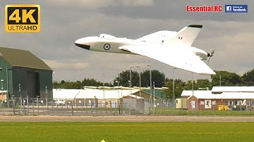 RC Electric AVRO VULCAN bomber jet built from RCM&E plan [*UltraHD and 4K*]