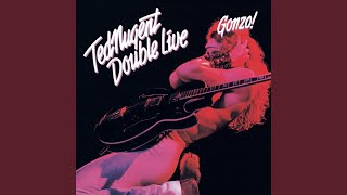 Miniatura del video "Ted Nugent - Stranglehold (Live at Springfield Civic Center, Springfield, MA - June 1976)"