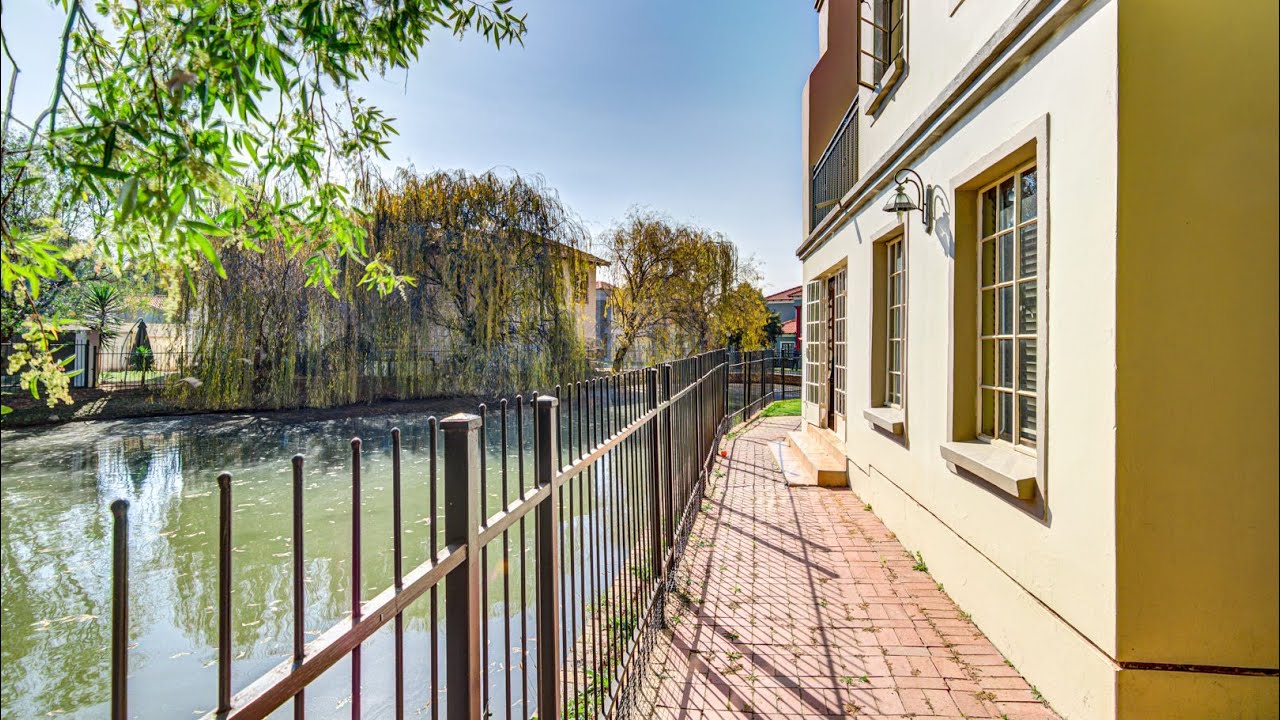 Ultimate Waterfront Lifestyle Glen Marais YouTube