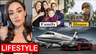 Esra Bilgic Lifestyle, Age, Family, Net worth, House, Real Life, Husband, Facts, Biography 2022,