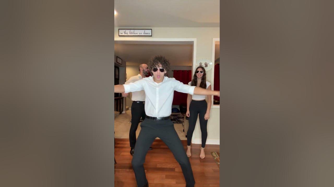 Born to be alive #trend #funky #dancecraze #dance #viral #dancetrend #familytime #smooth Born to be alive #trend #funky #dancecraze #dance #viral #dancetrend #familytime #smooth