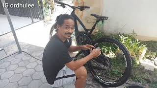 GOBLOKK!!! RIVIU TIDAK TAU TYPE SEPEDAH nya.😆😆😆😆😆