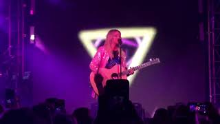 Kelsea Ballerini - Hey Boy Live Metro Sydney