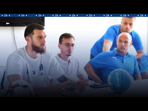 სანდრო მამუკელაშვილი დინამოს აკადემიაში