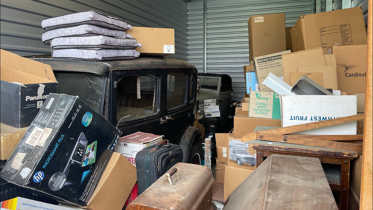 I Bought 2 Abandoned 100 YEAR OLD FORD CARS And 555 Antiques Boxes 4 Storage Units SAME OWNER