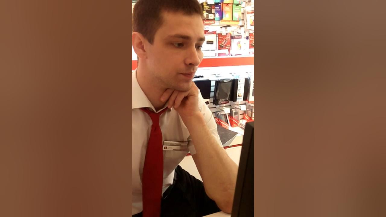 Мтс белгород конева. Офис мтс белгород. Фото оператора мтс. Мтс салон связи. Мтс белгород работа.