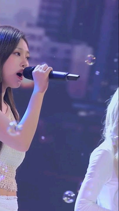 Ningning sings live 'Welcome to my world' aespa #kpop #live
