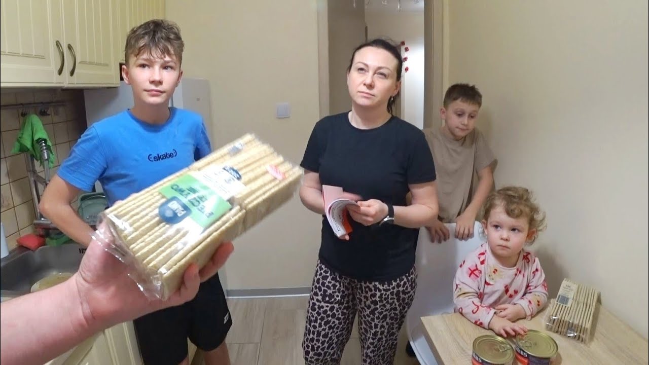 Нас до чогось готують - Збираємо тривожний чемоданчік.