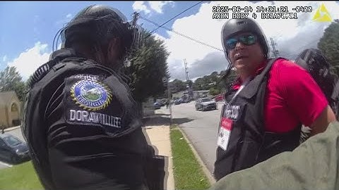 Journalist arrested covering DeKalb protest remains in ICE custody