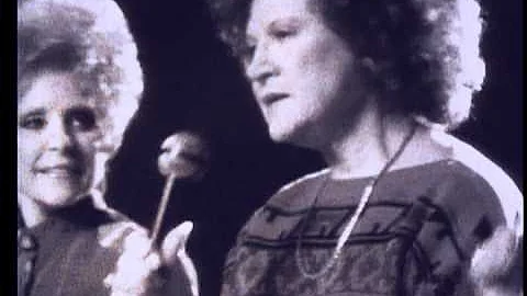 kd lang, Loretta Lynn, Brenda Lee, Kitty Wells