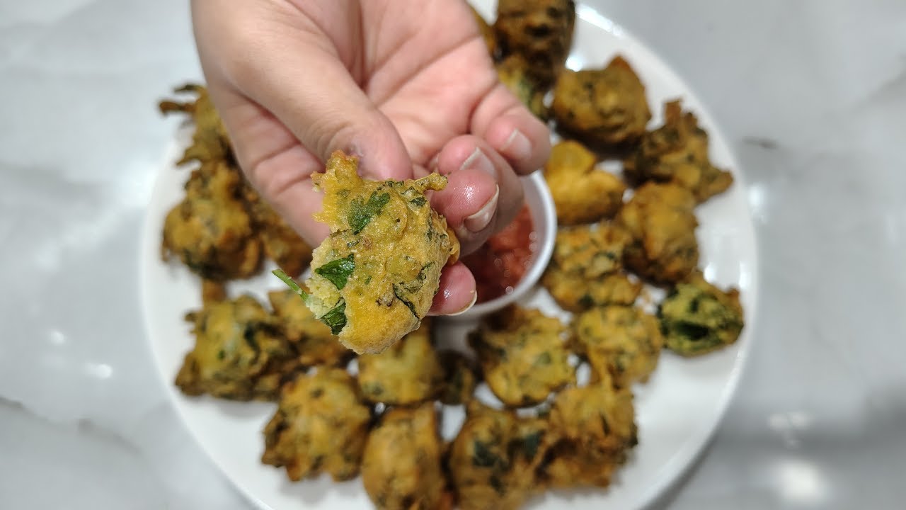 Methi Na Gota Recipe | Gujarat's Famous Methi Pakode  | मेथी के पकोड़े | Bushra's Yummy Recipe