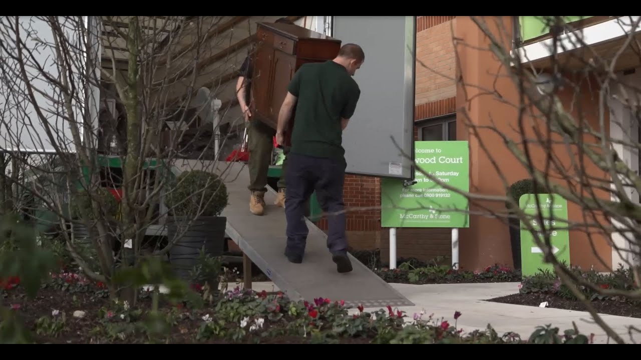 Moving Day at Kingswood Court, Sidcup YouTube