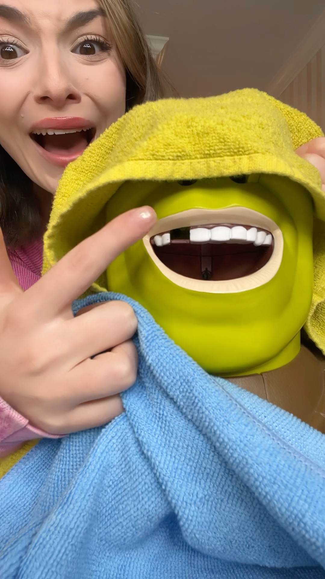 When he only eats green candy the dentist visits never goes well! ??