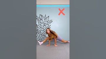 Middle Split Easy Tutorial 😍🔥 #gymnast #splits #howto #flexibility #easytips