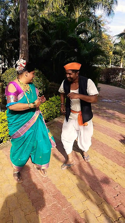 Hi Navri Asli #song #music #bollywood #comedy #funny #dance #youtubeshorts #shorts #viral #new