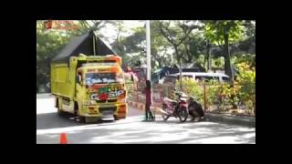 Download Kumpulan Koe Lungo Pas Aku Sayang Sayange Versi Truk Video MP3 Kumpulan Koe Lungo Pas Aku Sayang Sayange Versi Truk