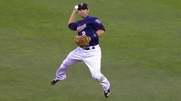 CLE@MIN: Dozier ranges, makes tough throw for out