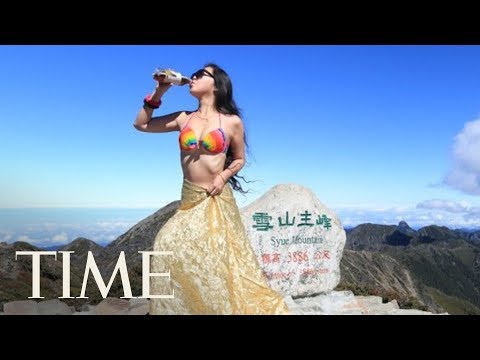 Social Media Famous 'Bikini Hiker' Has Died After A Solo Hike In Taiwan | TIME