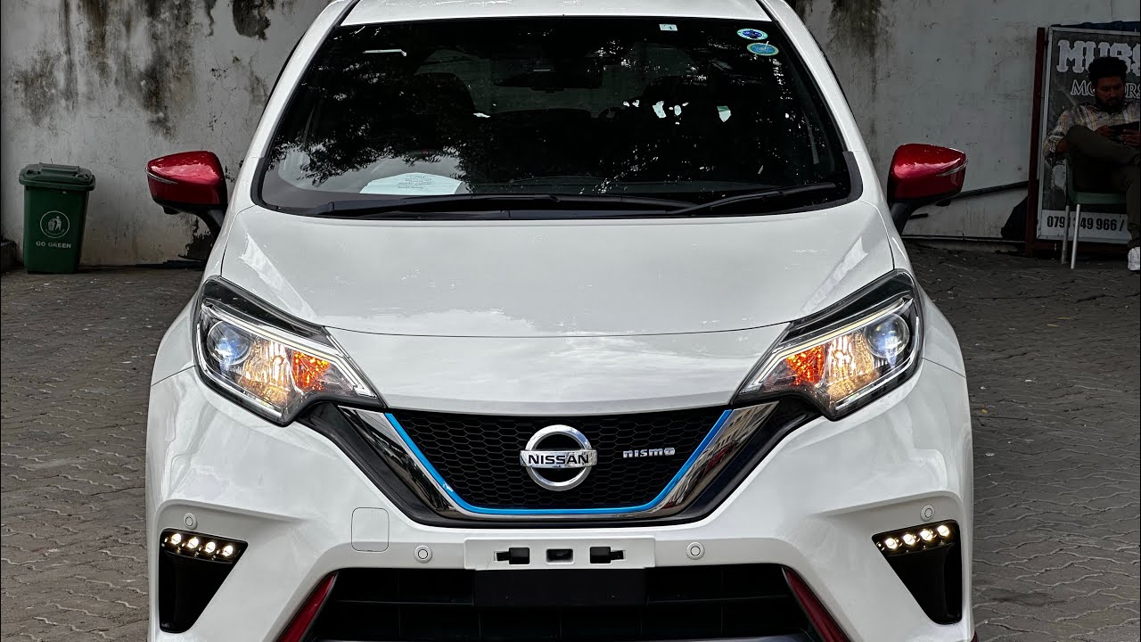 NISSAN NOTE クリスタルアイ CRYSTALEYE NISSAN NOTE NISMO Modified TAS2022 - クリスタル