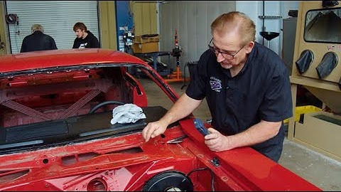 MARK FINDS A SHOCKING SURPRISE ON A RARE CUDA THAT HE DIDN