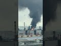 горит НПЗ Москвы после прилётов Капотня