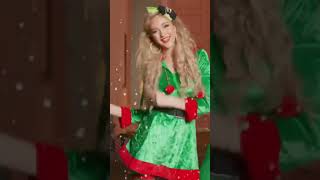 unreleased scene https://distrokid.com/hyperfollow/havannawinter1/daddys-kissing-santa-claus