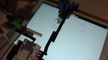 Lego Mindstorm robot plays Chrome T-Rex offline game