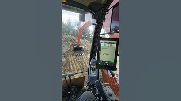 Hitachi with Trimble Earthworks Automatics