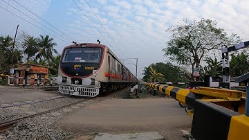 Train Like Bullets : Red -Steel Color Unique Livery Beml Emu Local Furiously Crossing Railgate