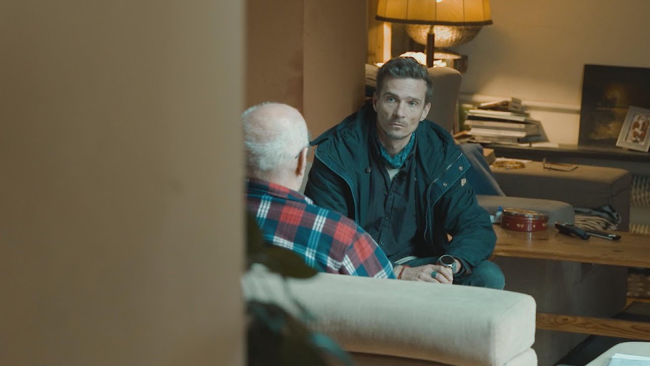 Używali podstępu, starsi ludzie zostali z niczym. "Oszuści szybko się zaprzyjaźniają" (UWAGA! TVN)