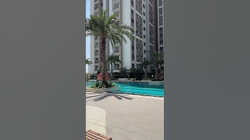 Hồ bơi Q7 Sài Gòn Riverside trưa 1/3