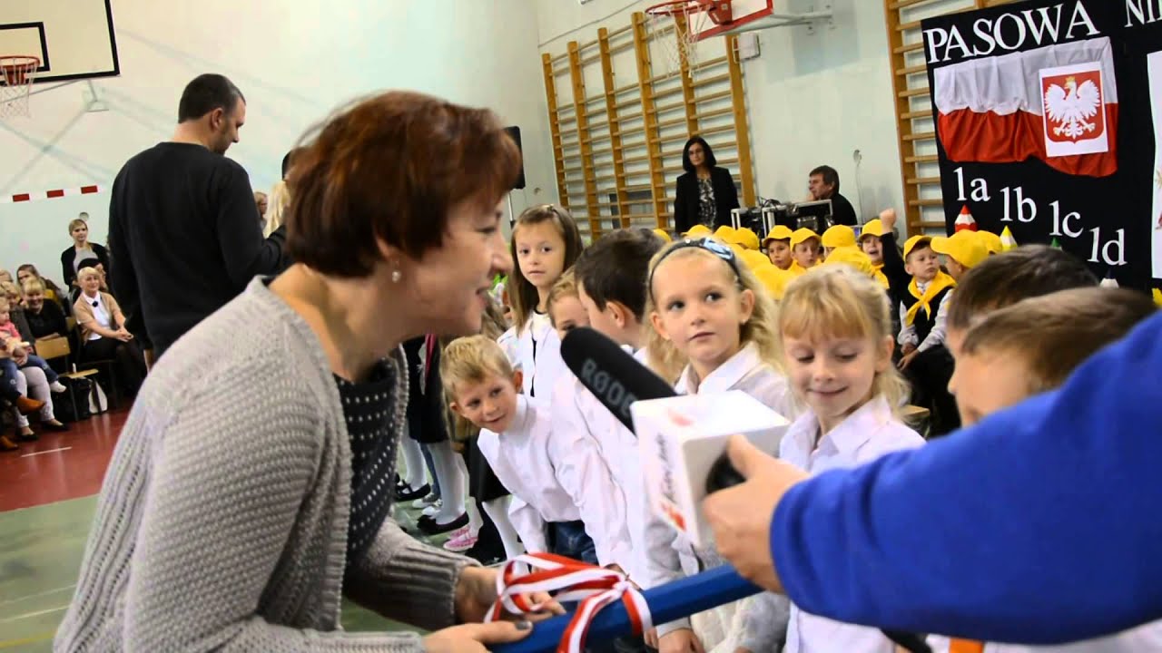 Bolec.Info - Pasowanie na ucznia w Szkole Podstawowej nr 5 w Bolesławcu - 9.10.2015r.